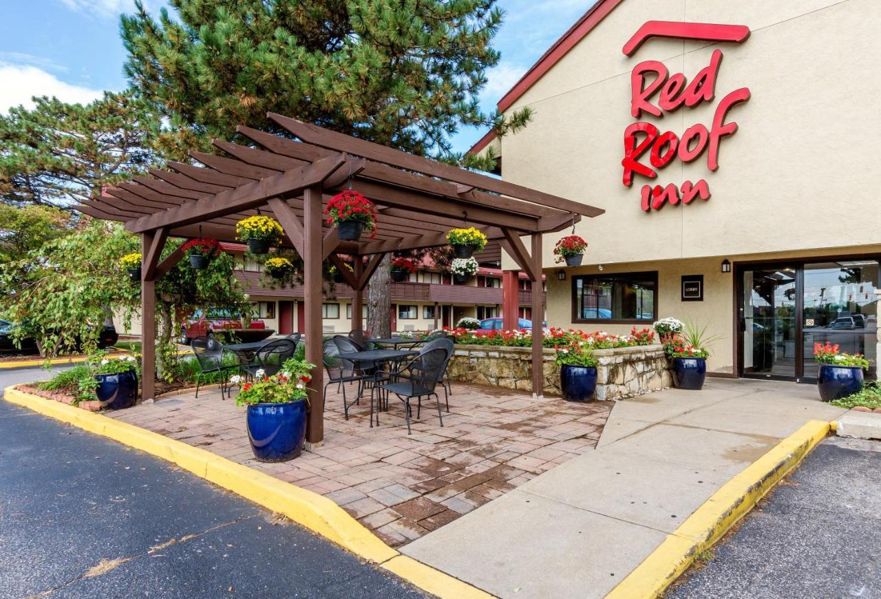 Red Roof Inn Grand Rapids Airport Cascade Exterior foto